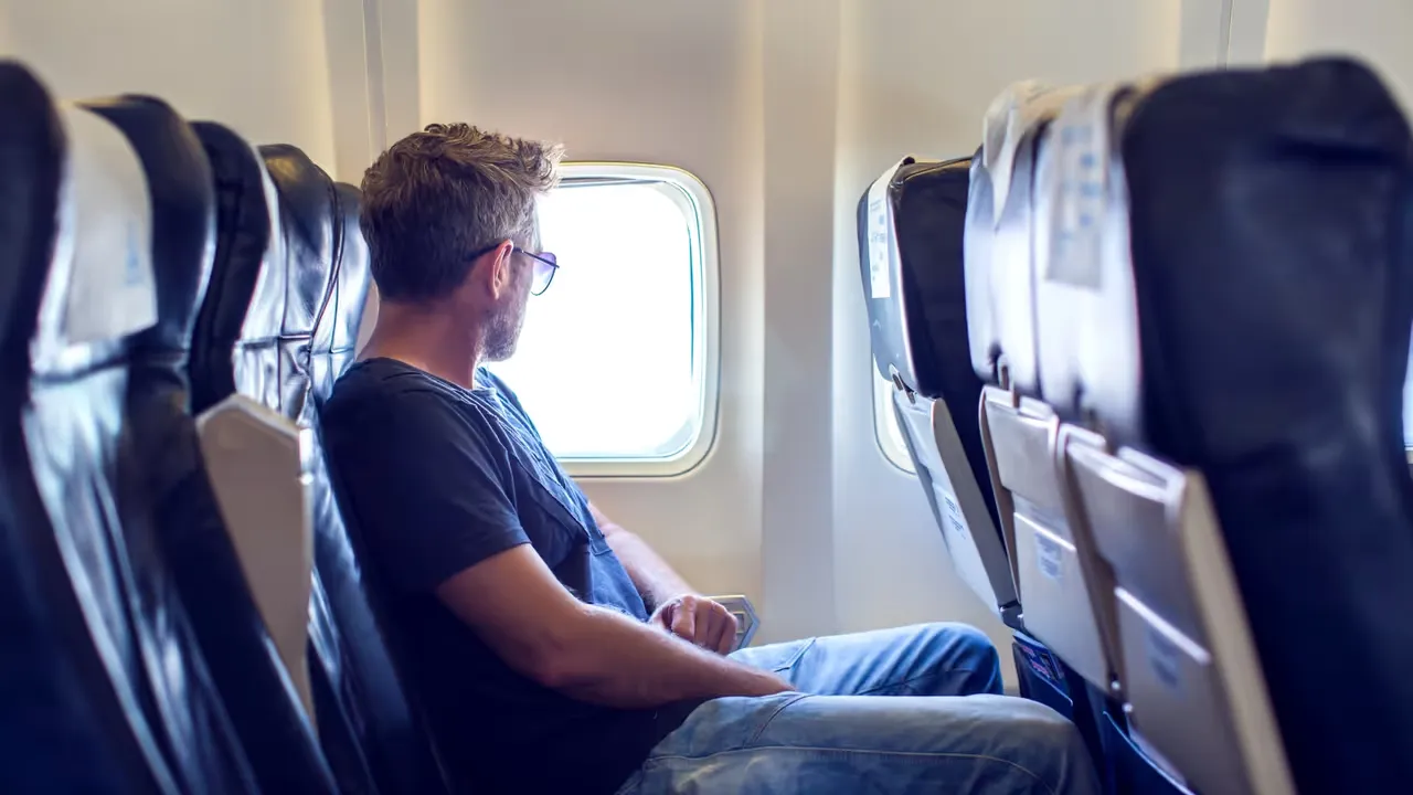 Resa med flyg och känslor i luften